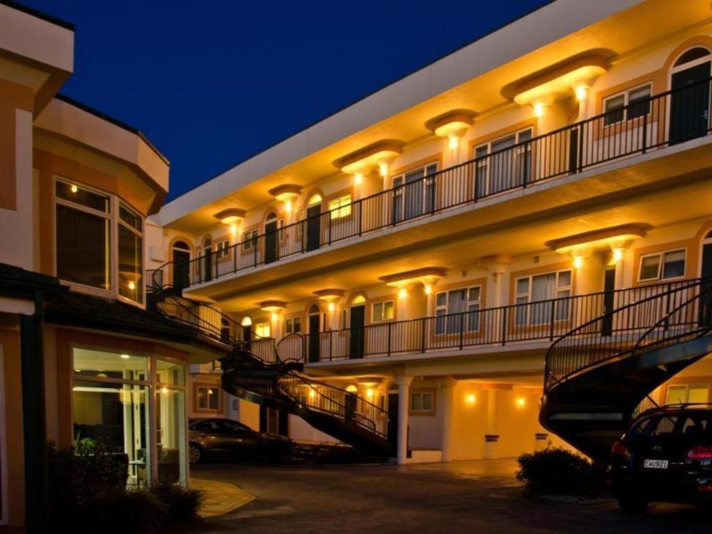 Beachfront Motel Napier Esterno foto