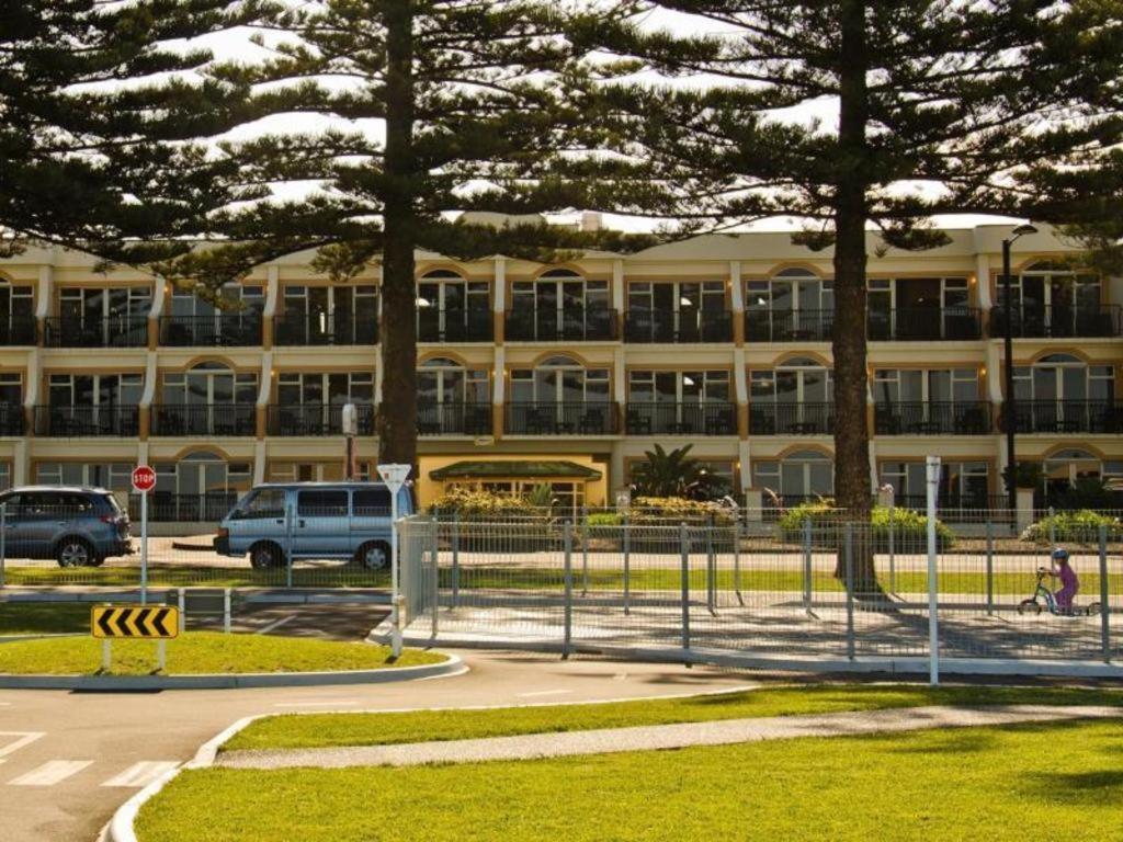 Beachfront Motel Napier Esterno foto