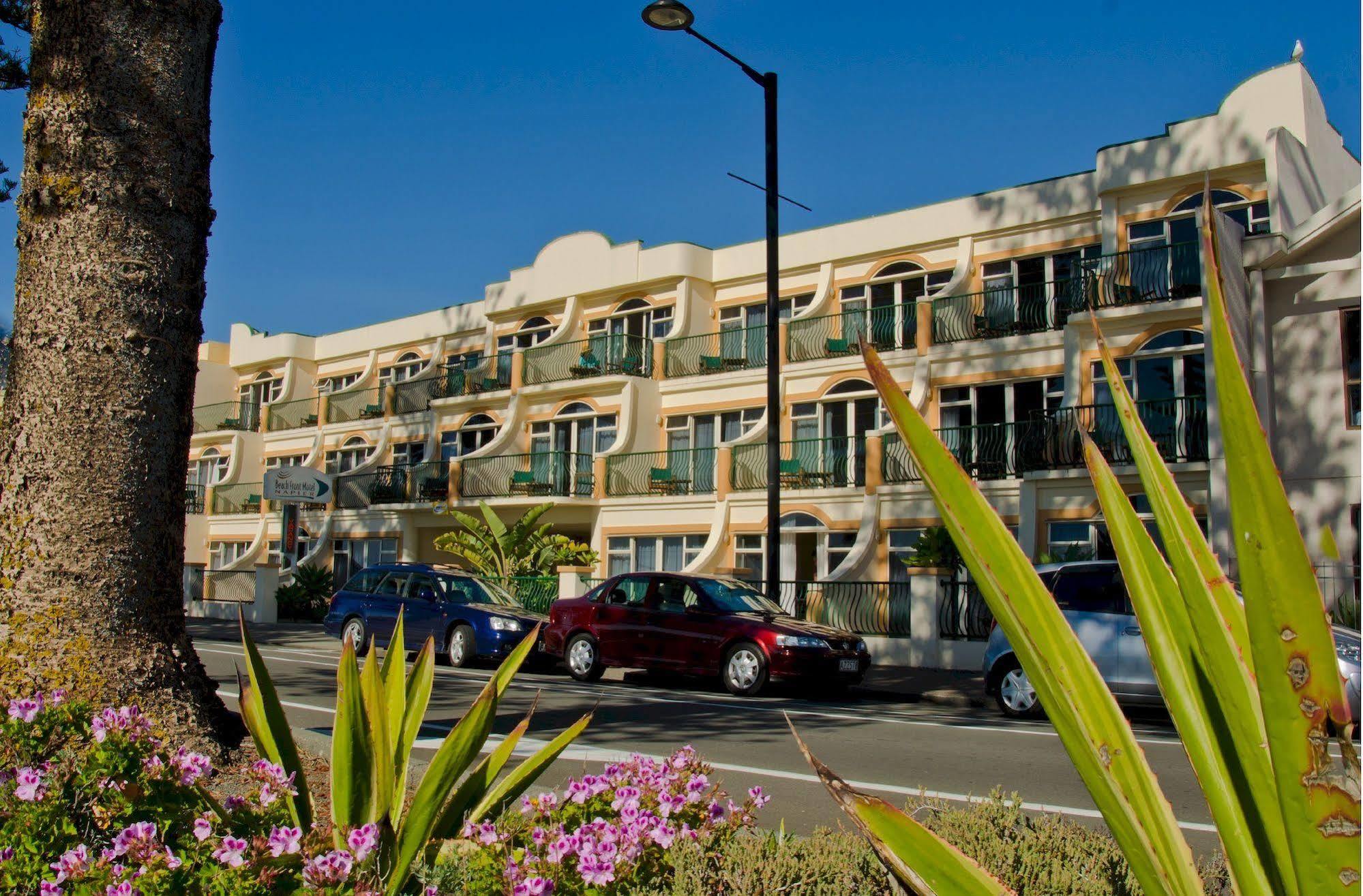 Beachfront Motel Napier Esterno foto